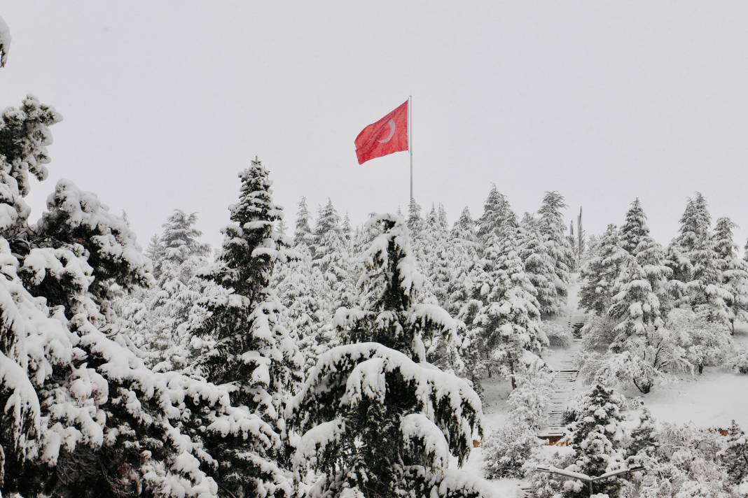 Konya Ilgın’a 30 santim kar yağdı, tüm ilçe aynı yorumu yaptı 7